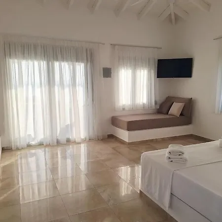 Calma House *