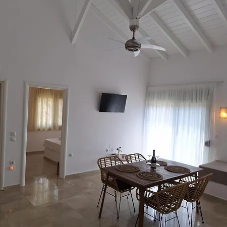 Calma House